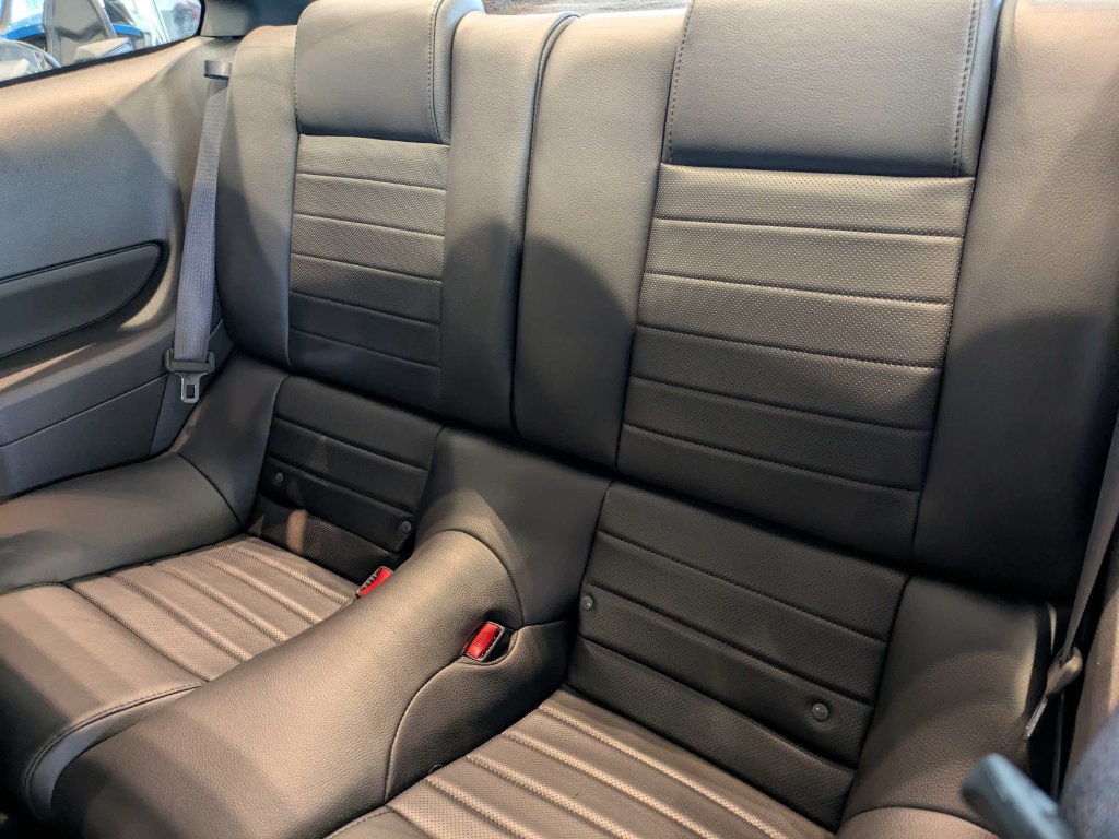 Used 2009 Ford Mustang Shelby GT500 RWD image 15
