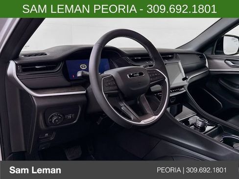 New 2026 Jeep Grand Cherokee Limited AWD/4WD image 9