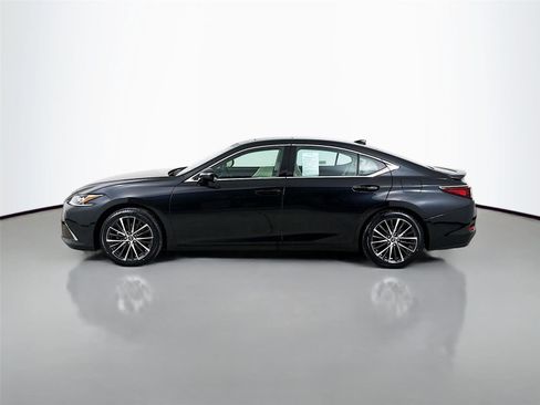 Used 2024 Lexus ES 350 w/ Premium Package image 5