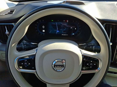 Certified 2023 Volvo XC60 B5 Core w/ Climate Package image 21