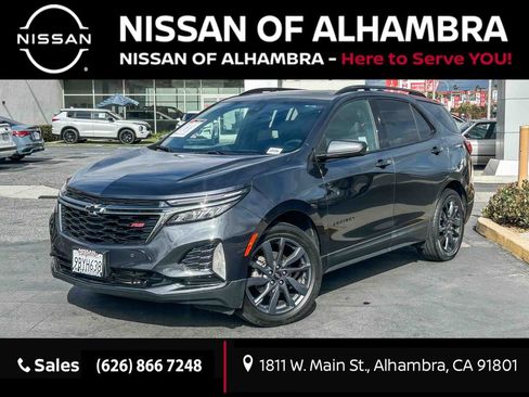 Used 2022 Chevrolet Equinox RS w/ LPO, Cargo Package FWD image 1