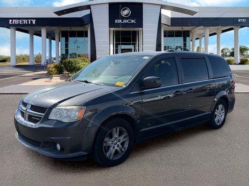 Used 2011 Dodge Grand Caravan Crew FWD image 4