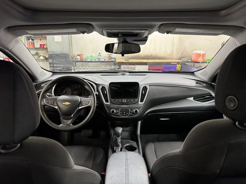 Used 2023 Chevrolet Malibu LT FWD image 26