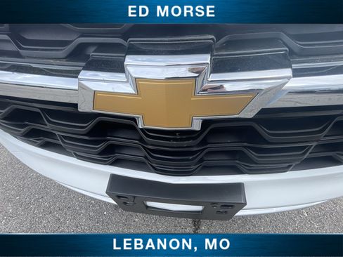 Certified 2025 Chevrolet Trax LT w/ LT Convenience Package FWD image 29