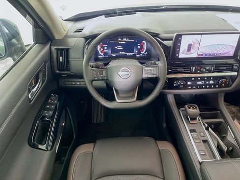 New 2026 Nissan Pathfinder Platinum w/ Cargo Package FWD image 16