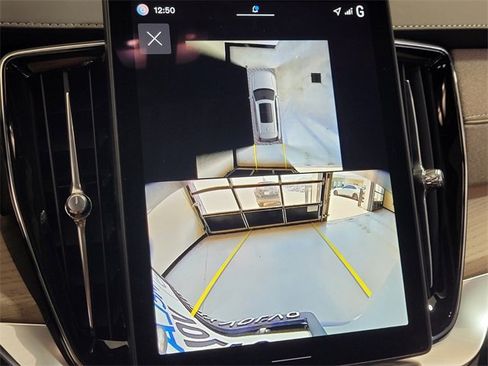 New 2026 Volvo XC90 B6 Plus w/ Protection Package Premier image 21