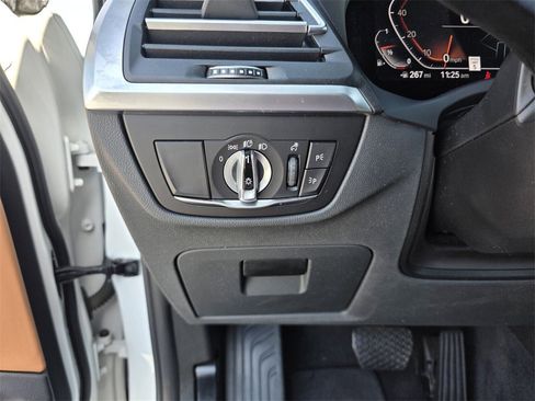 Certified 2022 BMW X3 sDrive30i w/ Premium Package 2 (ZPA) image 27