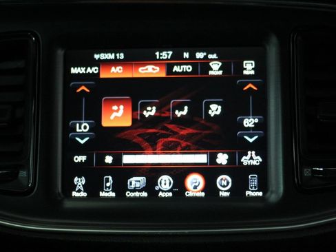 Used 2016 Dodge Challenger R/T w/ Driver Convenience Group RWD image 21