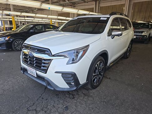 Used 2023 Subaru Ascent Limited w/ Technology Package AWD/4WD image 1