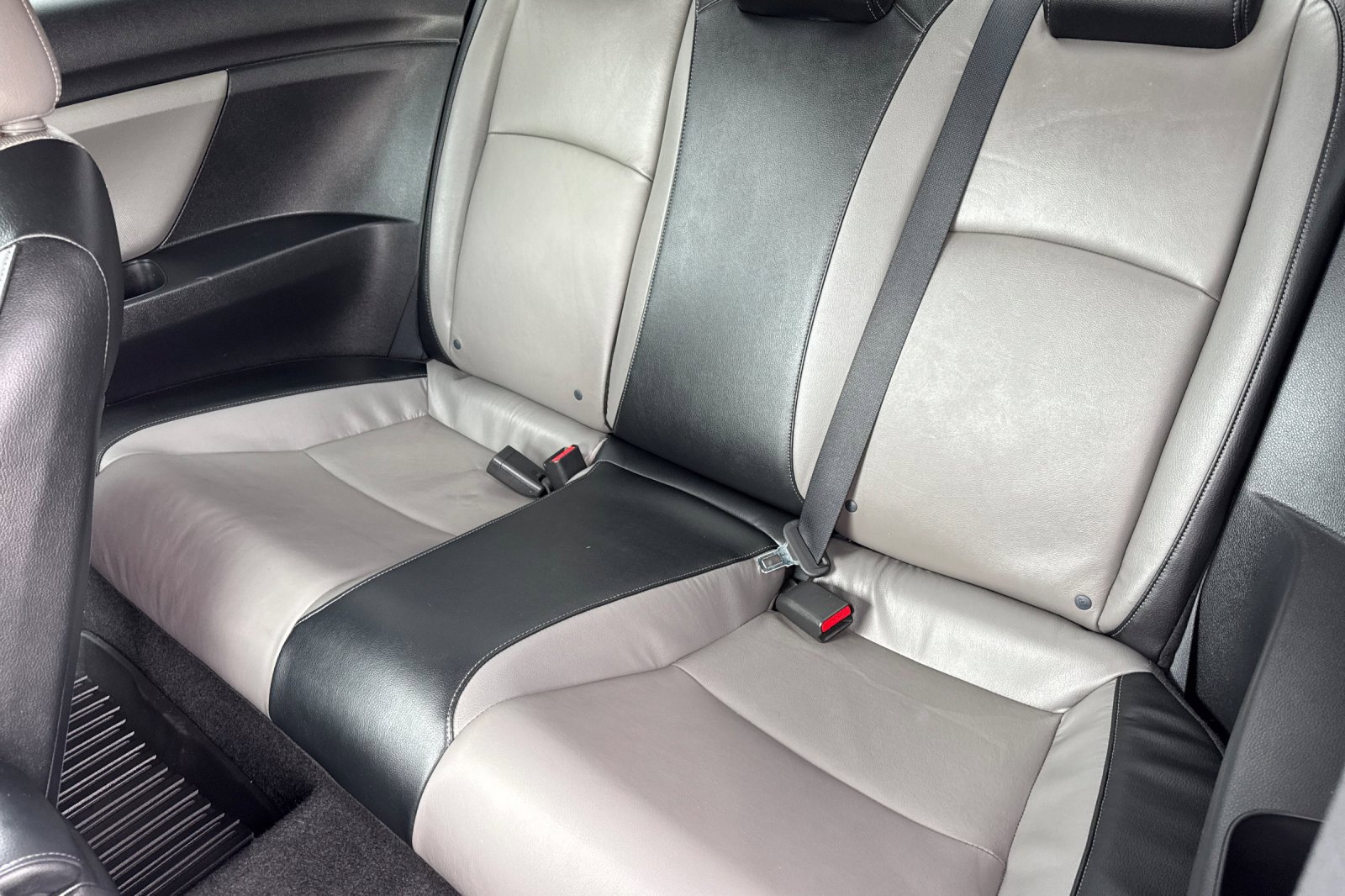 Used 2018 Honda Civic EX-L image 13