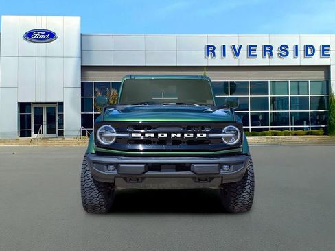 Used 2025 Ford Bronco Outer Banks image 2