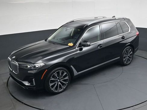 Used 2021 BMW X7 xDrive40i w/ Premium Package AWD/4WD image 34
