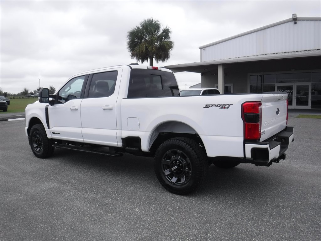Used 2024 Ford F250 Lariat w/ Sport Appearance Package AWD/4WD image 10