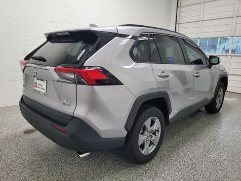 Certified 2025 Toyota RAV4 XLE w/ Convenience Package AWD/4WD image 4