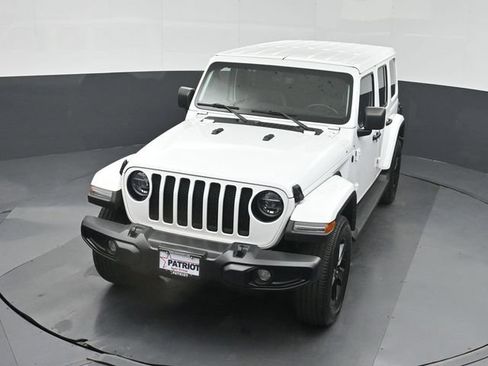 Used 2022 Jeep Wrangler Unlimited Sahara AWD/4WD image 42