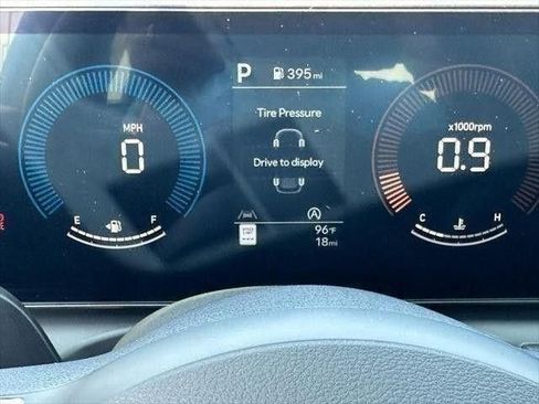 Certified 2026 Hyundai Tucson SE FWD image 13