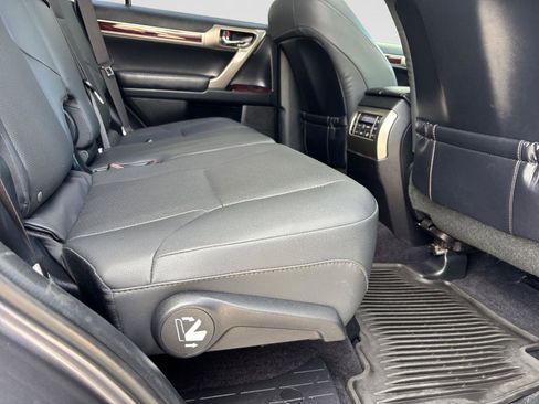 Used 2019 Lexus GX 460 Premium AWD/4WD image 47