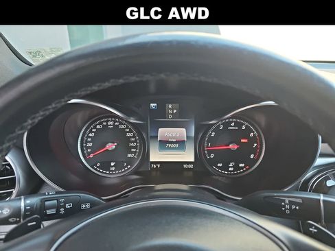 Used 2017 Mercedes-Benz GLC 300 4MATIC image 22