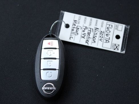 Certified 2024 Nissan Frontier PRO-4X w/ Technology Package image 36