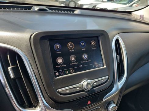 Used 2021 Chevrolet Equinox LT image 19