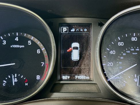 Used 2017 Hyundai Santa Fe Sport 2.0T image 16