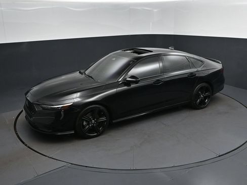 Used 2023 Honda Accord Sport image 31