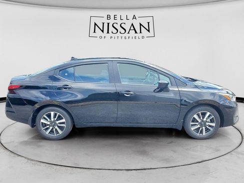 New 2025 Nissan Versa SV w/ Trunk Package image 2