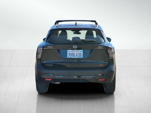 Used 2025 Nissan Kicks SR FWD image 5
