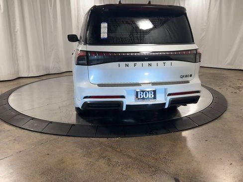 Used 2025 INFINITI QX80 Autograph w/ Premium Cargo Package image 11