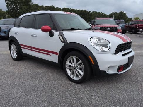 Used 2014 MINI Cooper Countryman S FWD image 2