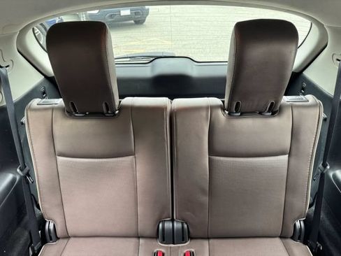 Used 2019 INFINITI QX60 Luxe w/ Essential Package AWD/4WD image 18