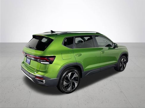 New 2026 Volkswagen Taos SE AWD/4WD image 6