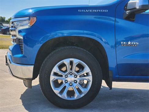 Used 2022 Chevrolet Silverado 1500 LTZ w/ LTZ Convenience Package II image 9