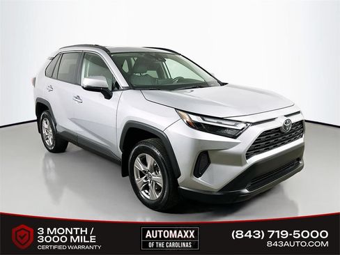 Used 2025 Toyota RAV4 XLE w/ Convenience Package FWD image 1