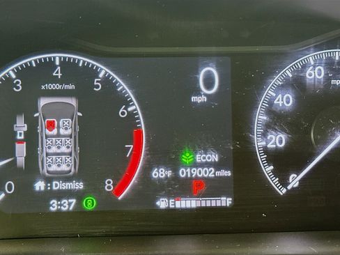Used 2025 Honda Pilot EX-L image 18