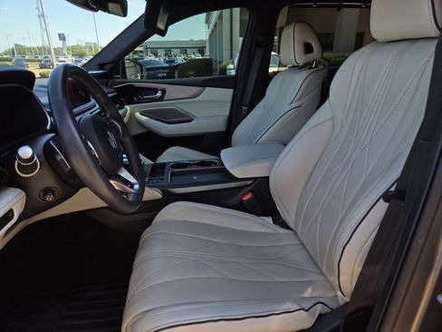 Used 2025 Acura MDX A-Spec AWD/4WD image 17