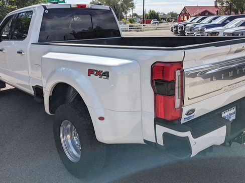 Used 2024 Ford F350 Limited w/ FX4 Off-Road Package AWD/4WD image 4