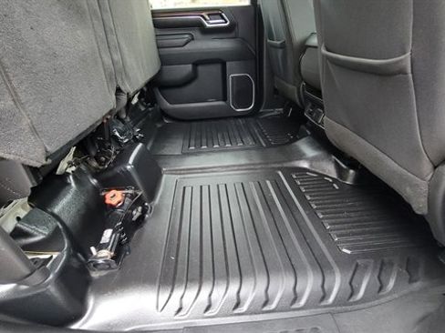 Used 2024 Chevrolet Silverado 3500 LT image 54