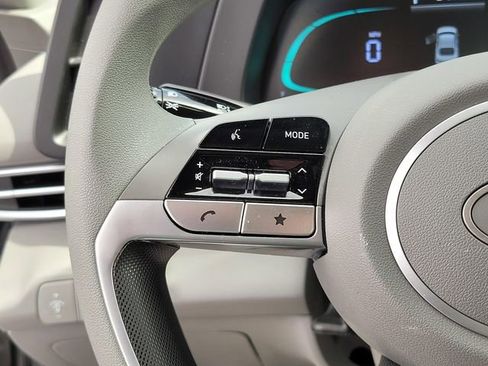 New 2025 Hyundai Elantra Hybrid FWD image 20