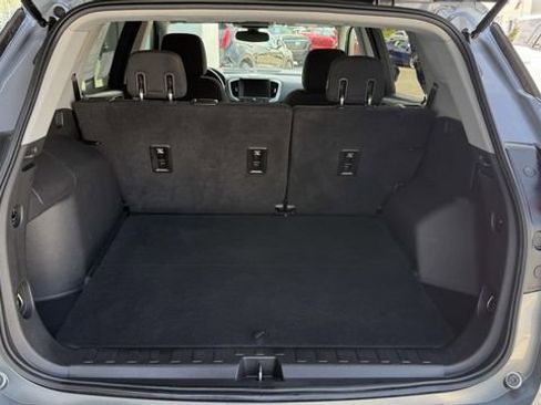 Used 2019 GMC Terrain SLE w/ Driver Convenience Package FWD image 25