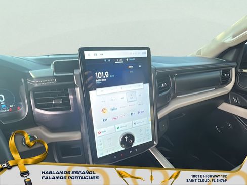 Used 2022 Ford Expedition Platinum image 17