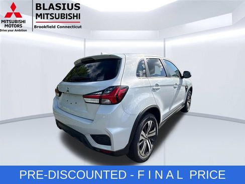 Used 2025 Mitsubishi Outlander Sport ES AWD/4WD image 9