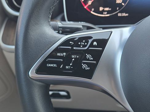 Used 2025 Mercedes-Benz C 300 4MATIC Sedan image 30