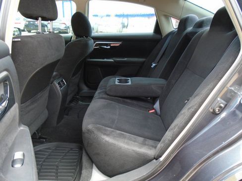 Used 2013 Nissan Altima 2.5 SV FWD image 10