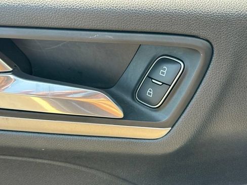 Used 2021 Ford Escape SE FWD image 24