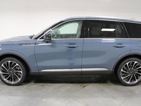 New 2026 Lincoln Aviator Reserve image 5