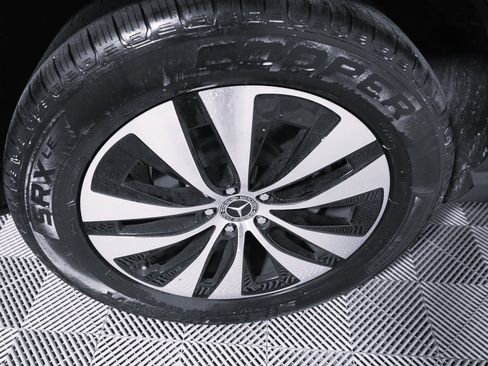 Used 2025 Mercedes-Benz GLE 350 4MATIC image 7