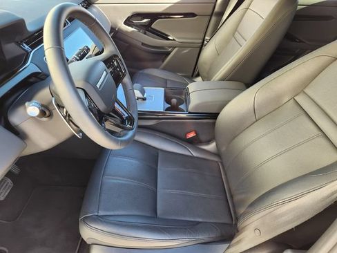 Used 2025 Land Rover Range Rover Evoque S AWD/4WD image 13