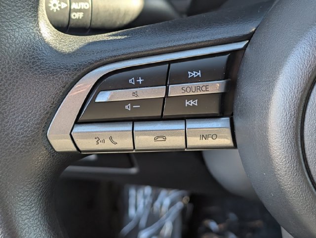 Used 2022 MAZDA MAZDA3 s FWD image 20