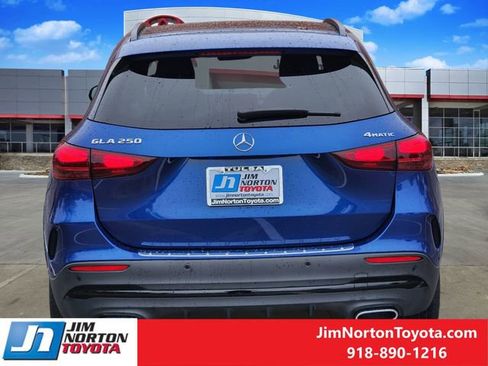 Used 2024 Mercedes-Benz GLA 250 4MATIC image 6
